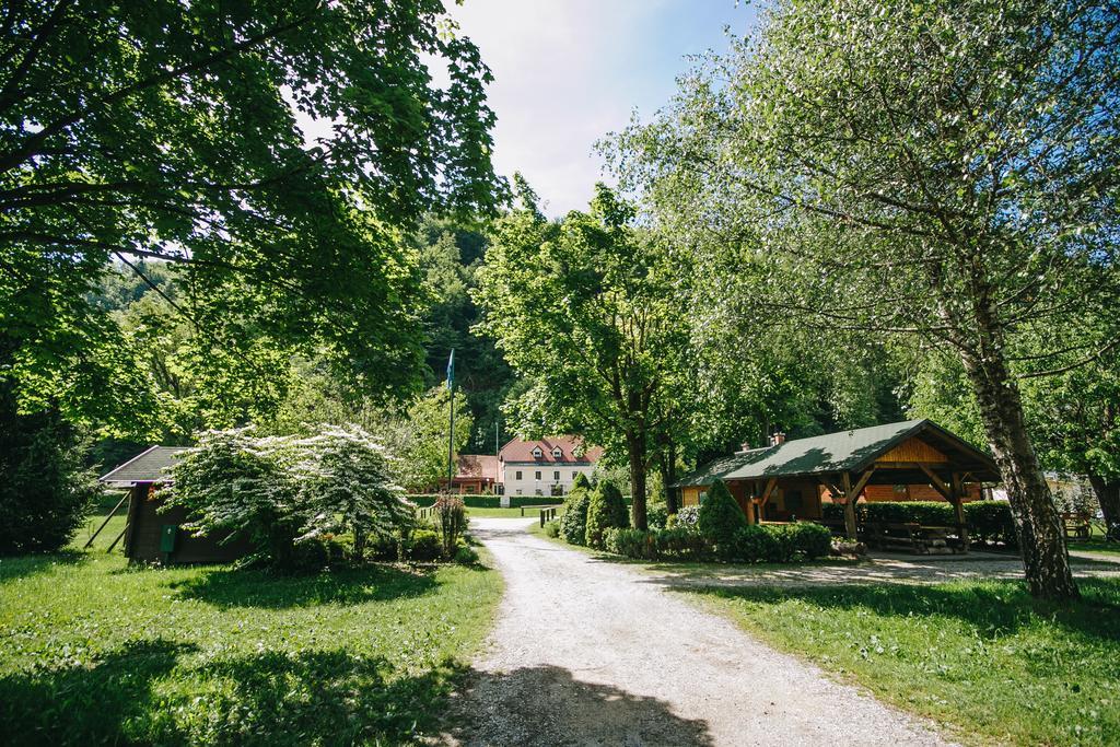 Pocitniska Hiska Pod Skalco Villa Kamnik Exterior foto